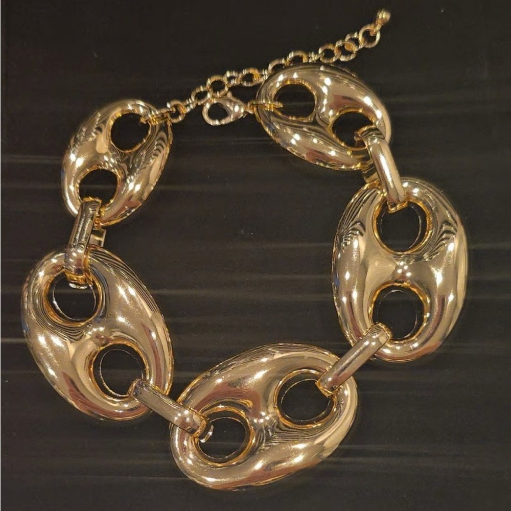 NWT โ๏ธ ๐โ๏ธ Camila Coelho Gorgeous Set of Goldtone Necklace & Bracelet - Picture 17 of 17